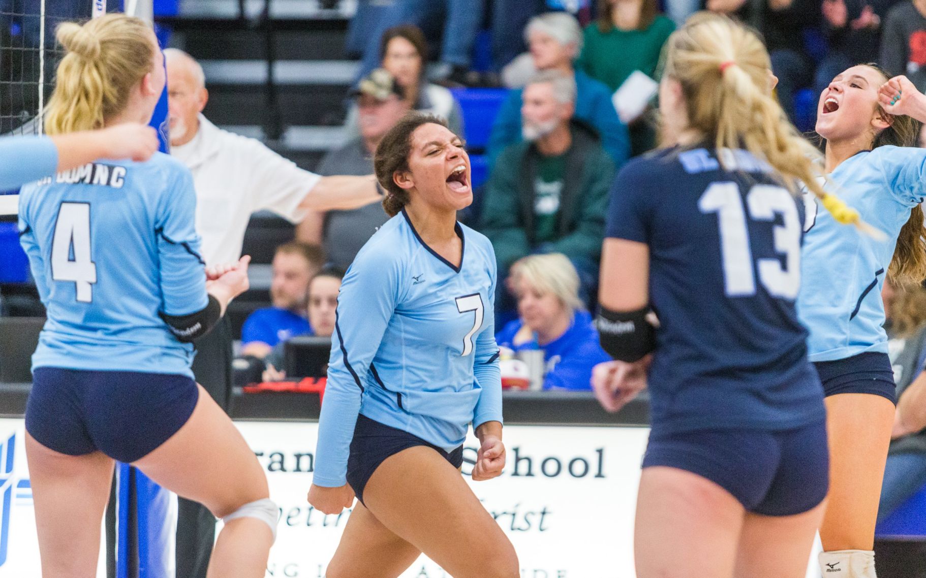 Class 3 District 7 girls volleyball championship